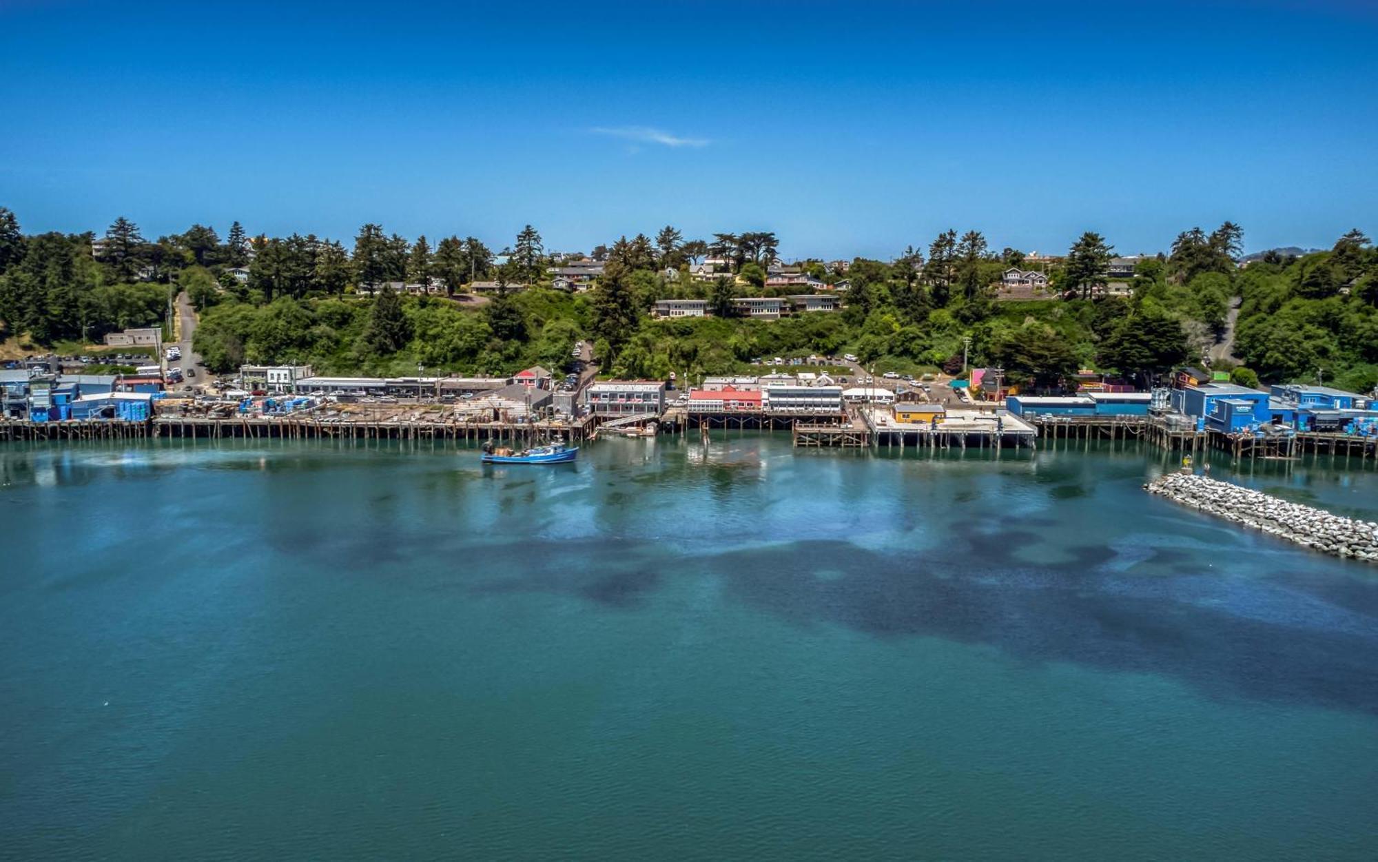 Ocean'S Edge - Anchor Pier Lodge Newport Exterior foto