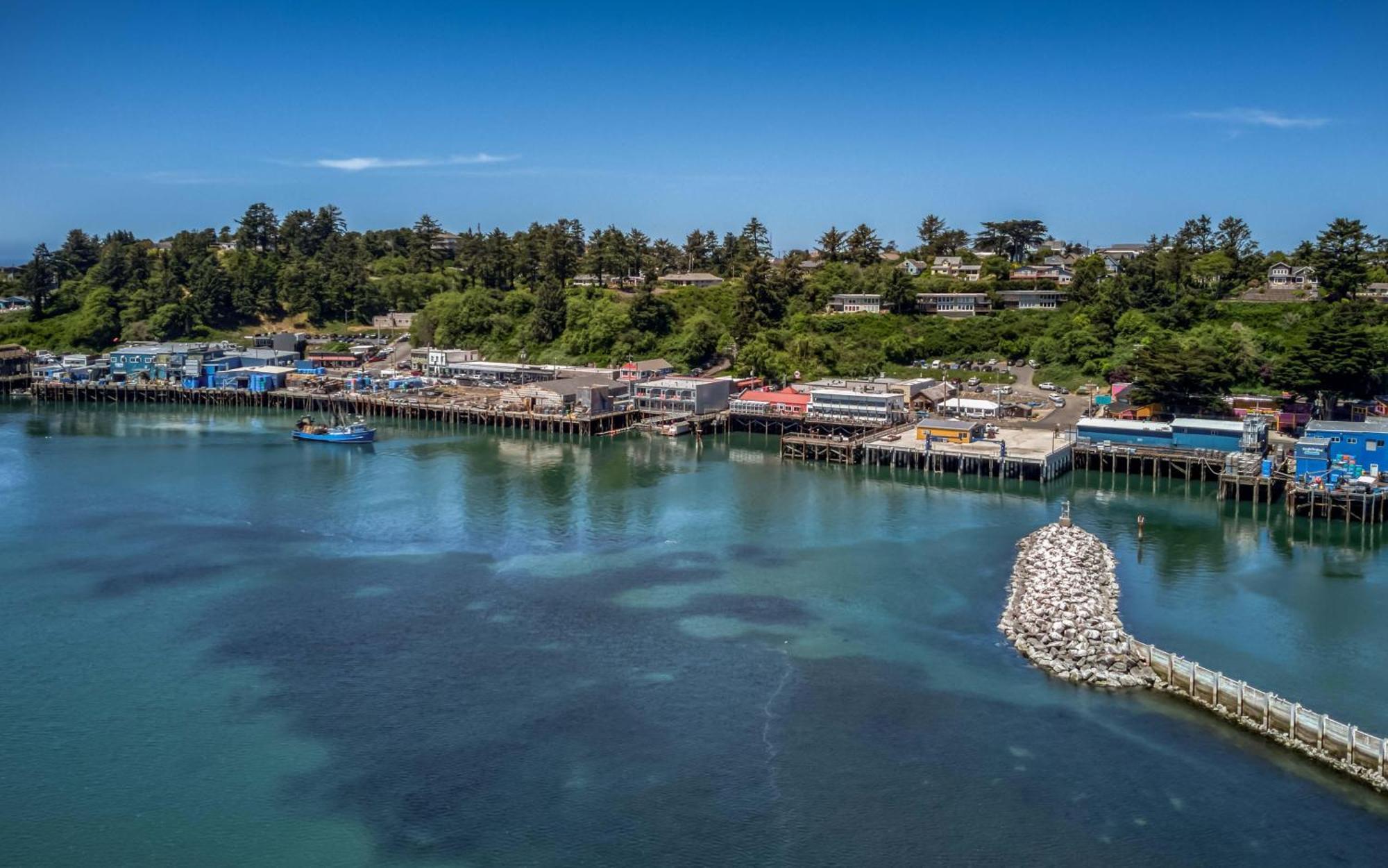 Ocean'S Edge - Anchor Pier Lodge Newport Exterior foto